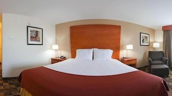 Holiday Inn Express Bainbridge
