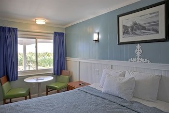 Colonial Inn Motel