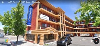 Howard Johnson by Wyndham Reno Downtown