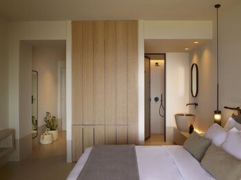 Collini suites & villas