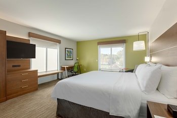 Holiday Inn Express Hotel & Suites Binghamton University-Vestal