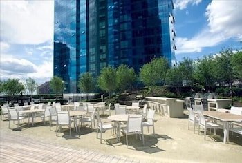 Luxy Suites - Luxy on The Hudson at Greene