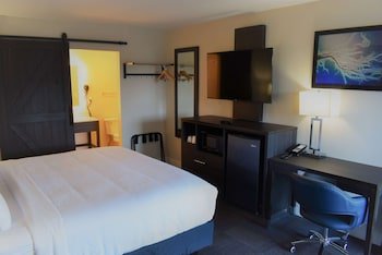 Travelodge by Wyndham Santa Rosa Wine Country