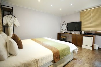Benikea Anchovy Hotel