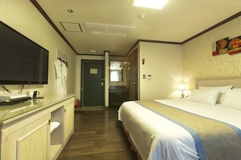 Benikea Anchovy Hotel