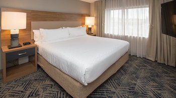 Candlewood Suites Cleveland South - Independence