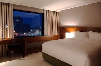 Top Cloud Hotel