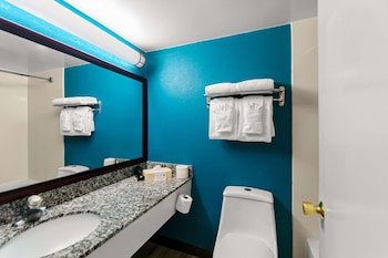 Clarion Inn Falls Church-Arlington
