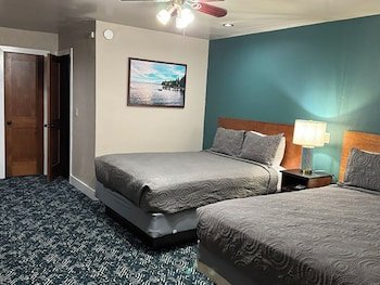 Avalon Lodge