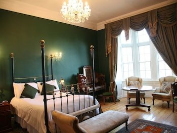 Kinnity Castle