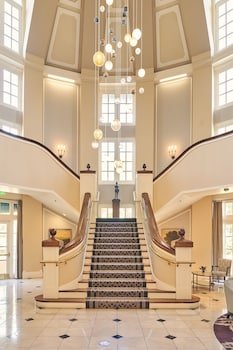 Lafayette Park Hotel