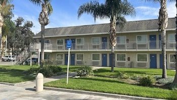 Motel 6 Riverside South