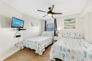 Seaside Beach & Racquet Club