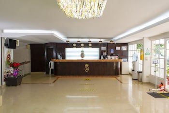 Plaza Versalles