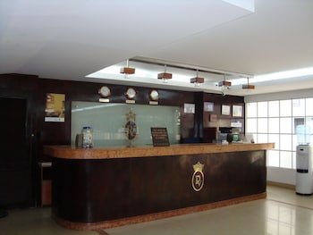Plaza Versalles