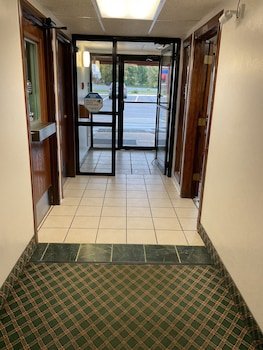 Budget Host Inn Buffalo