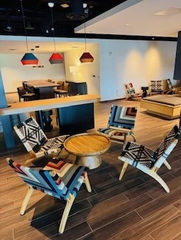 Aviator Hotel Anchorage