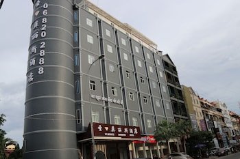 St Moritz Business Hotel