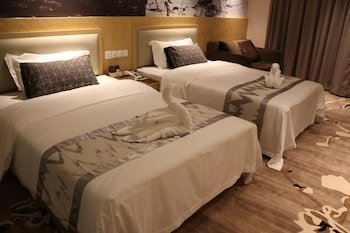 St Moritz Business Hotel