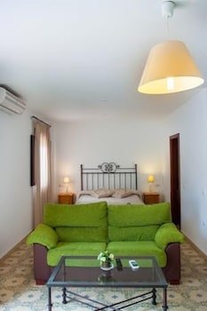 Apartamentos Turisticos Rurales La Venta del Charco