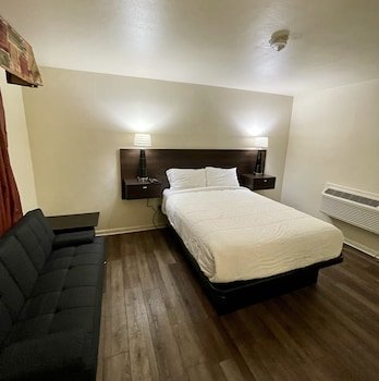 Relax Inn
