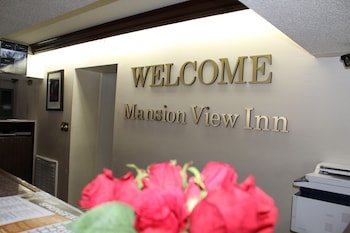 Mansion View Inn & Suites