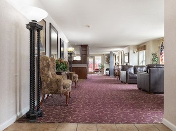 Mansion View Inn & Suites
