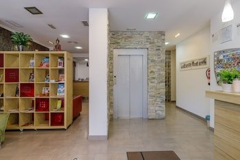 H-A Hotel Trebol