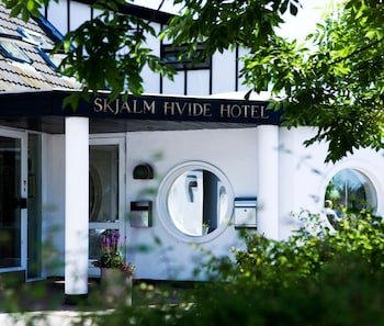 Skjalm Hvide Hotel