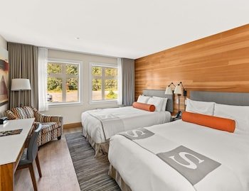 Sproat Lake Landing Resort
