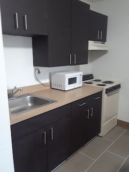Host Inn & Suites