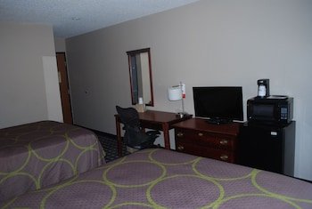Super 8 by Wyndham Warner Robins