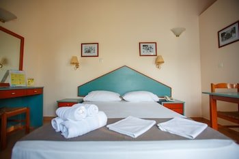 Filoxenia Hotel - Apartments