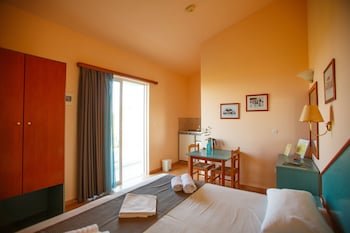 Filoxenia Hotel - Apartments