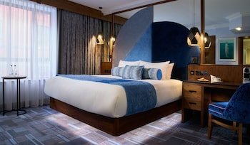 Arthaus Hotel