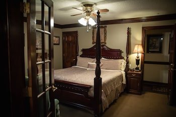 Williamsburg Sampler B & B