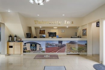 University Inn & Suites