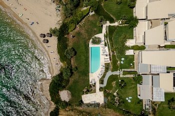 Akti Elia Villas