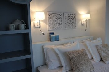 Akti Elia Villas