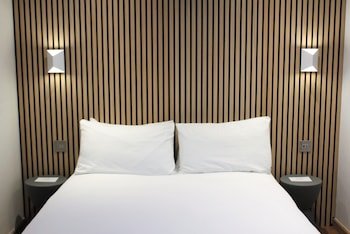 Rioshouse Henley