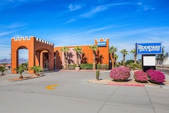 Rodeway Inn & Suites