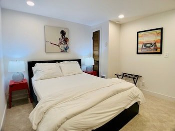 Phinneywood Hideaway