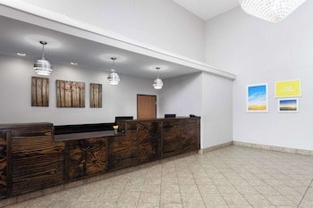Days Inn & Suites by Wyndham of Morris