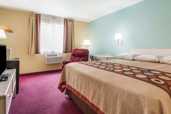 Super 8 by Wyndham Nephi