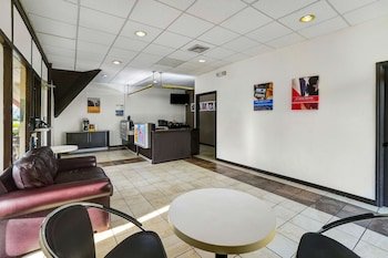 Motel 6 Lawrenceville