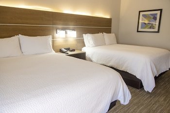 Holiday Inn Express Marshfield (Springfield Area)
