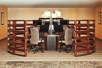 Sheraton Valley Forge Hotel