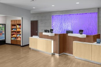 Fairfield Inn & Suites Calhoun