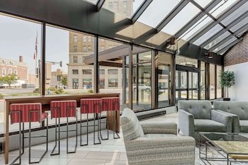 Best Western Plus Executive Residency Waterloo & Cedar Falls