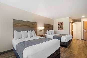 Best Western Plus Executive Residency Waterloo & Cedar Falls